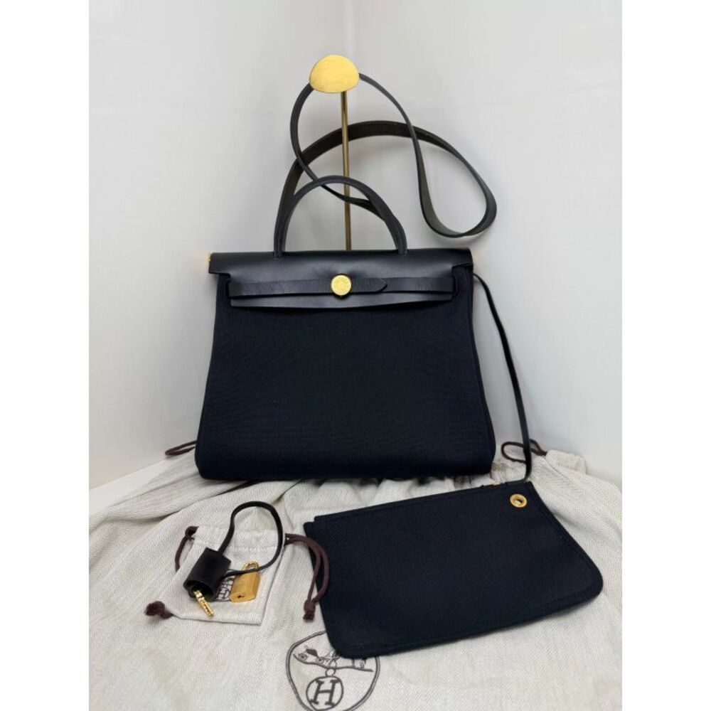 Hermès Women Pre-Loved Bag Very Good Condition